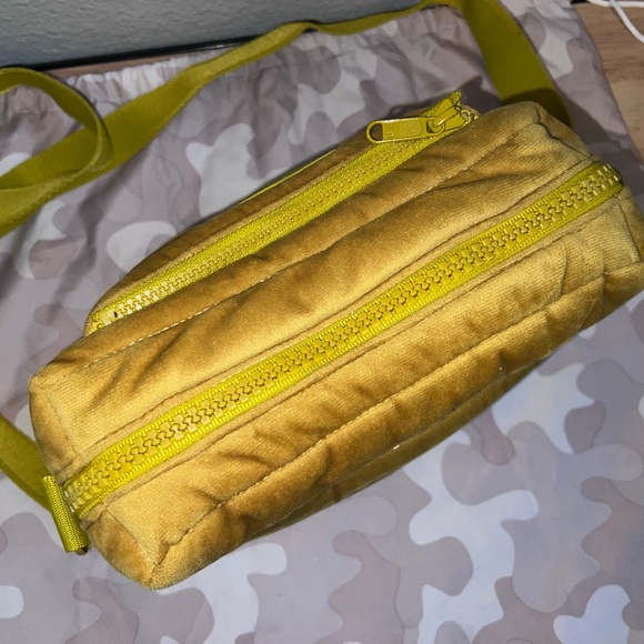 Dagne Dover | Micah Crossbody (Velvet Puff) - Picture 5 of 16